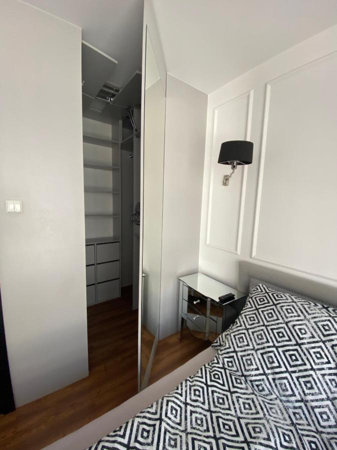 Apartament W Sercu Gdanska Z Parkingiem Podziemnym Exterior photo